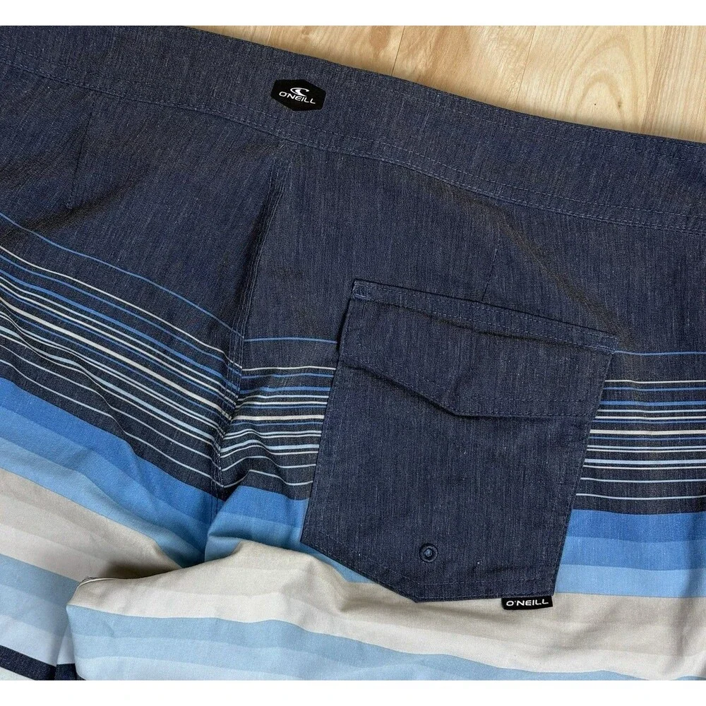Men’s Y2K Oniell Board Shorts / Swim Trunks / Size 30 / Summer / Surfing
